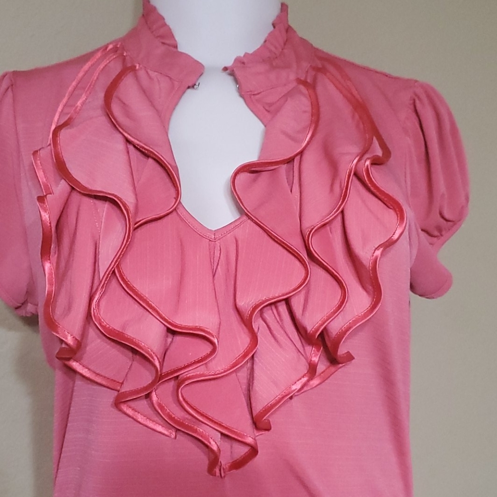Gorgeous blouse - Picture 5 of 9
